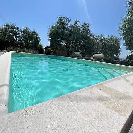 Locazione Turistica Casa Olivo Apartment Фучекио Екстериор снимка
