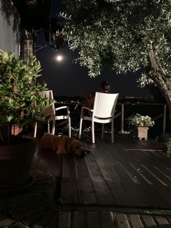 Locazione Turistica Casa Olivo Apartment Фучекио Екстериор снимка